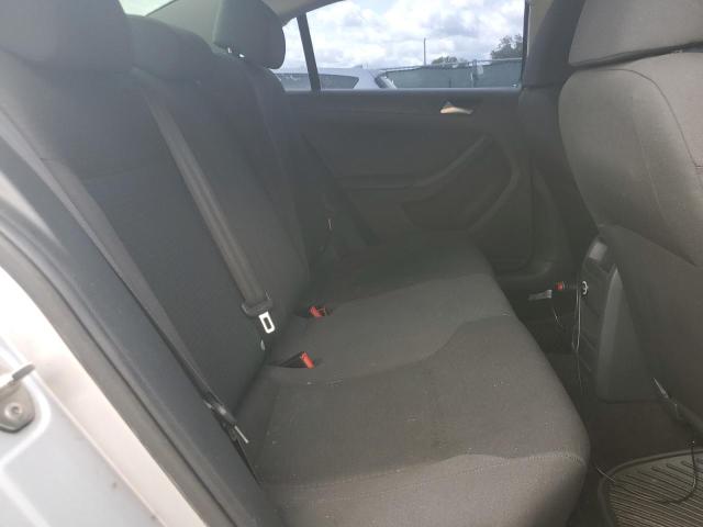 3VW2K7AJ0FM252532 - 2015 VOLKSWAGEN JETTA BASE Gümüş foto 10