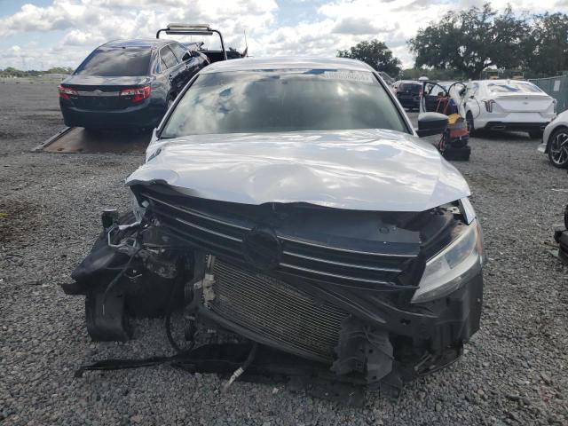 3VW2K7AJ0FM252532 - 2015 VOLKSWAGEN JETTA BASE Gümüş foto 5