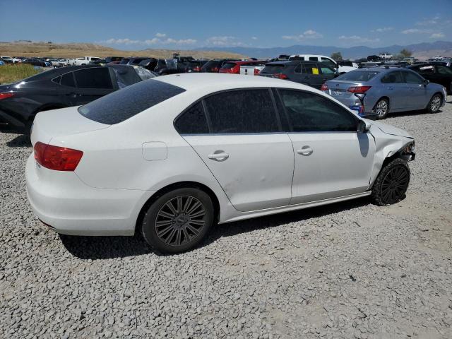3VWDP7AJ9DM398791 - 2013 VOLKSWAGEN JETTA SE WHITE photo 3