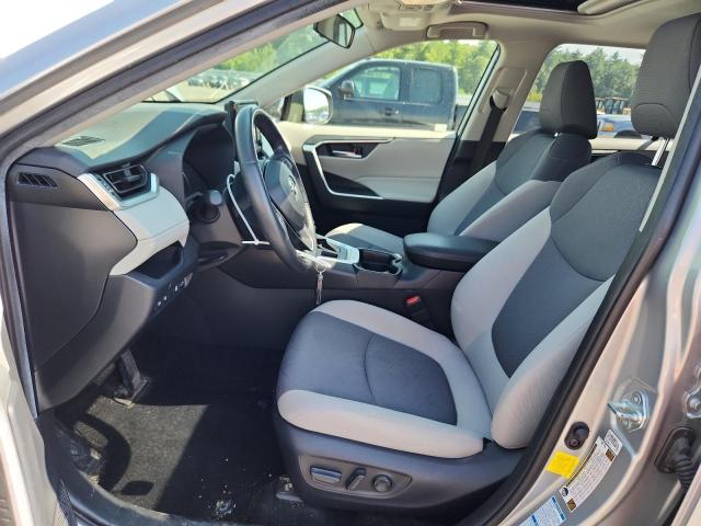 JTMP1RFV3KJ009369 - 2019 TOYOTA RAV4 XLE 银色 照片 7