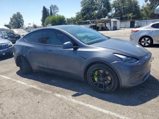 7SAYGDEF4NF444917 - 2022 TESLA MODEL Y 灰色 照片 4