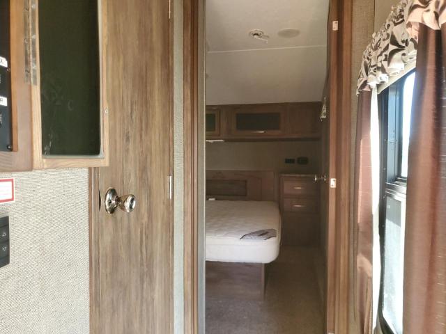 4YDF32622H2502110 - 2017 KEYSTONE COUGAR TAN photo 5