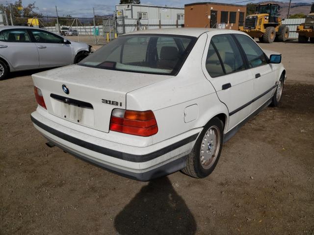 4USCC7323SLA00986 - 1995 BMW 318 I WHITE photo 4