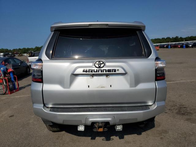 JTEBU5JR4K5644495 - 2019 TOYOTA 4RUNNER SR5/SR5 PREMIUM SILVER photo 6