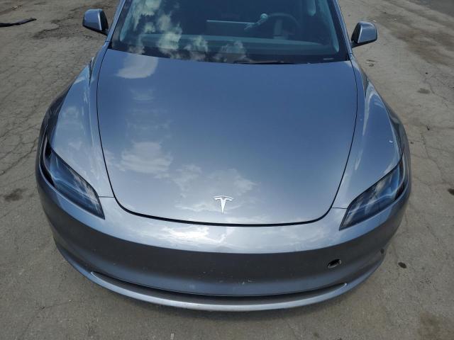 5YJ3E1EBXSF940907 - 2025 TESLA MODEL 3 فضي صورة 11