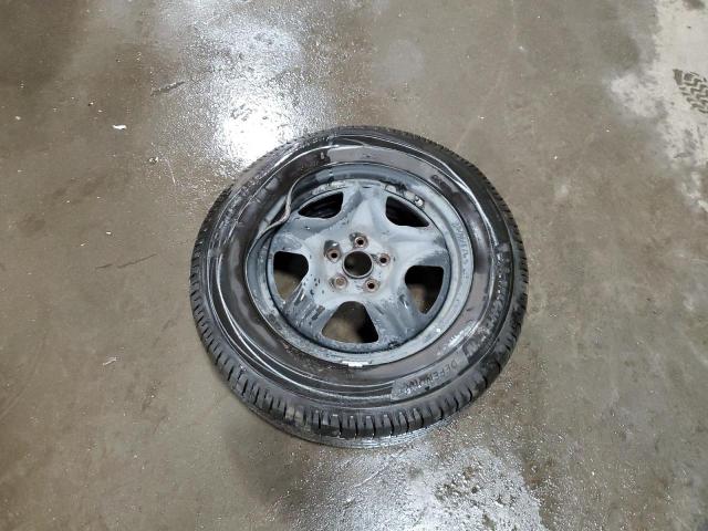 JTMBFREV0JD253927 - 2018 TOYOTA RAV4 LE Argent photo 13