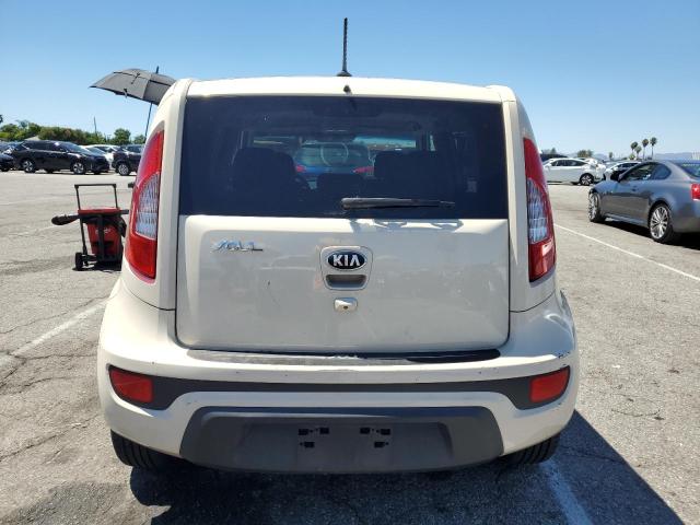 KNDJT2A65D7552875 - 2013 KIA SOUL + BEIGE photo 6