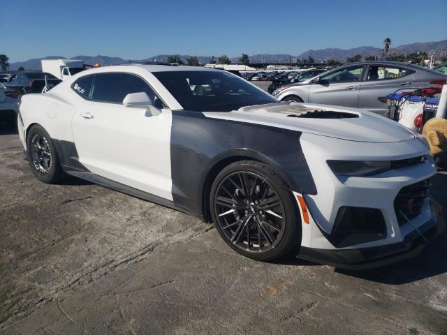 1G1FJ1R63J0148853 - 2018 CHEVROLET CAMARO ZL1 白色 照片 4
