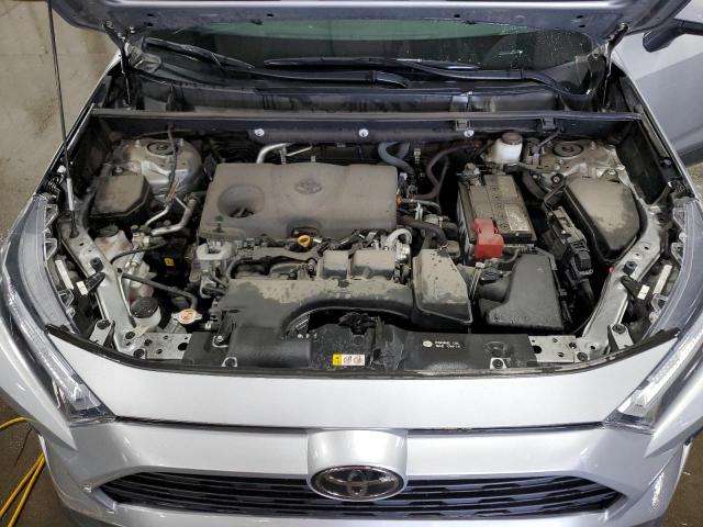 2T3P1RFV4NW310710 - 2022 TOYOTA RAV4 XLE SILVER photo 12