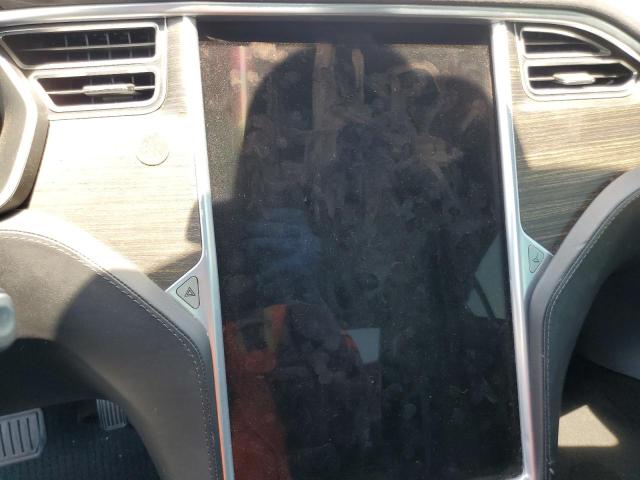 5YJSA1E19GF127743 - 2016 TESLA MODEL S SILVER photo 9