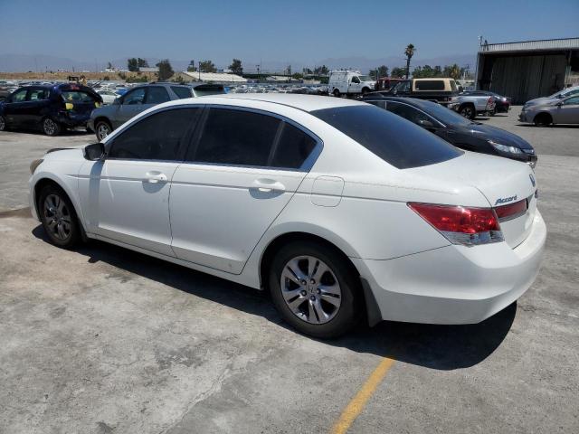 1HGCP2F44CA234432 - 2012 HONDA ACCORD LXP WHITE photo 2
