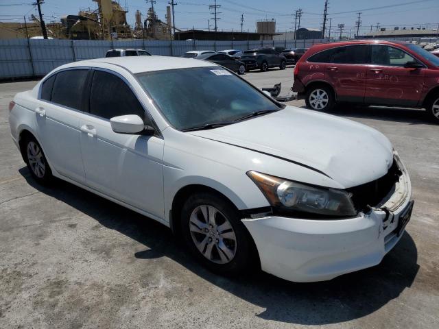 1HGCP2F44CA234432 - 2012 HONDA ACCORD LXP WHITE photo 4