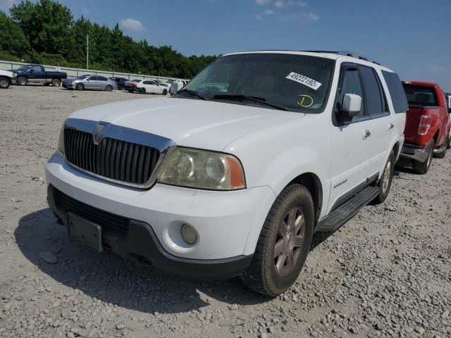 5LMFU28R53LJ03035 - 2003 LINCOLN NAVIGATOR თეთრი ფოტო 9