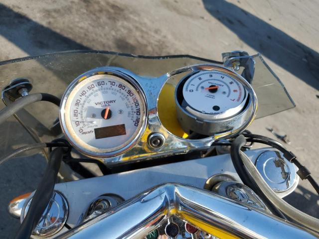 5VPHB26D363002921 - 2006 VICTORY MOTORCYCLES HAMMER Դեղին լուսանկար 7