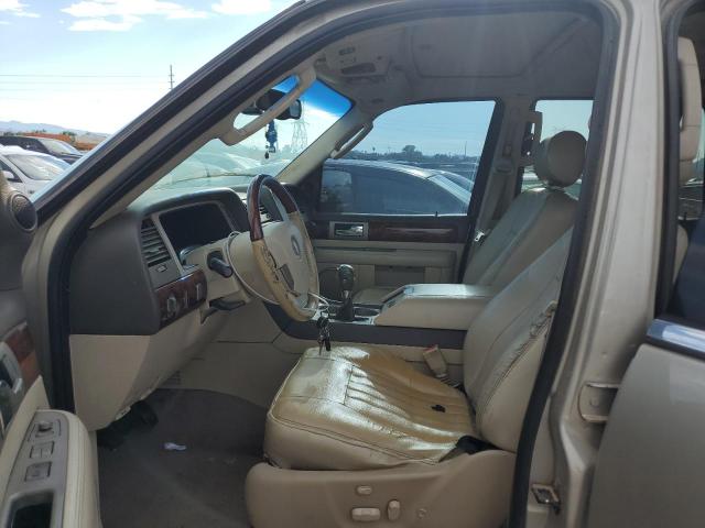 5LMFU27R04LJ23681 - 2004 LINCOLN NAVIGATOR ოქროსფერი ფოტო 7