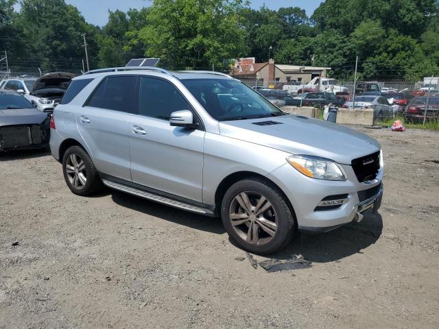 4JGDA5HB6DA174393 - 2013 MERCEDES-BENZ ML 350 4MATIC SILVER photo 4