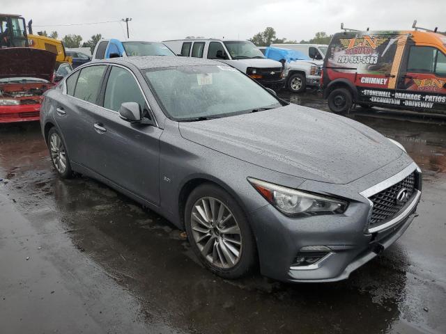 JN1EV7AR9JM444892 - 2018 INFINITI Q50 LUXE GRAY photo 4