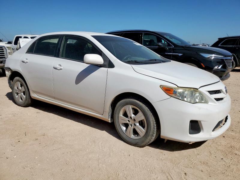 JTDBU4EEXBJ108020 - 2011 TOYOTA COROLLA BASE 白色 照片 4