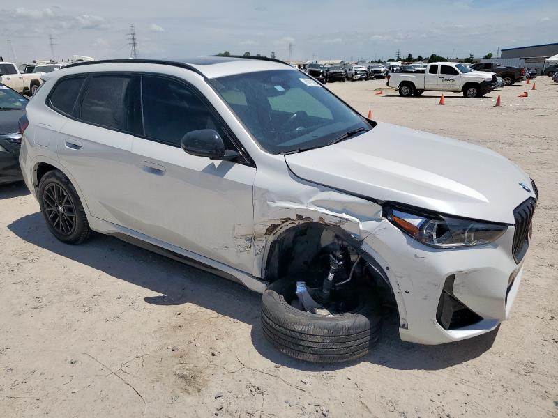 WBX73EF06P5W89620 - 2023 BMW X1 XDRIVE28I თეთრი ფოტო 4