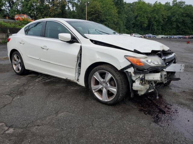 19VDE1F75EE005215 - 2014 ACURA ILX 20 TECH WHITE photo 4