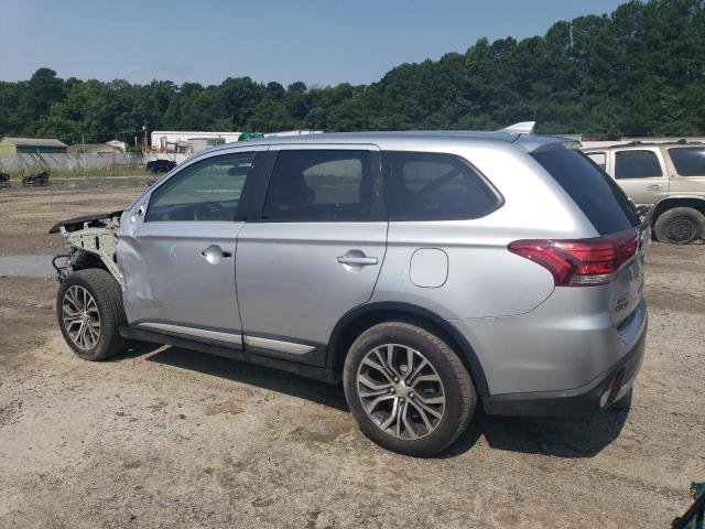 JA4AZ3A30HZ020898 - 2017 MITSUBISHI OUTLANDER SE SILVER photo 2