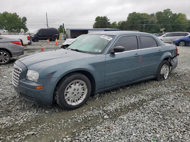 2005 CHRYSLER 300, 