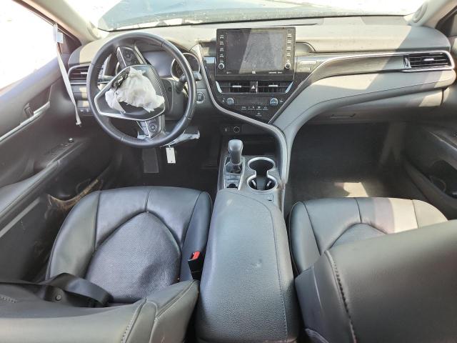 4T1FZ1AK3RU089277 - 2024 TOYOTA CAMRY XLE შავი ფოტო 8