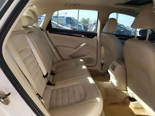 1VWCP7A33CC080033 - 2012 VOLKSWAGEN PASSAT SEL WHITE photo 10