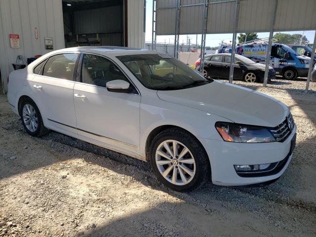 1VWCP7A33CC080033 - 2012 VOLKSWAGEN PASSAT SEL WHITE photo 4