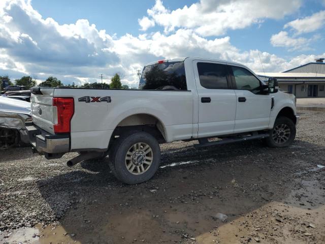 1FT7W2B6XJEB76424 - 2018 FORD F250 SUPER DUTY WHITE photo 3