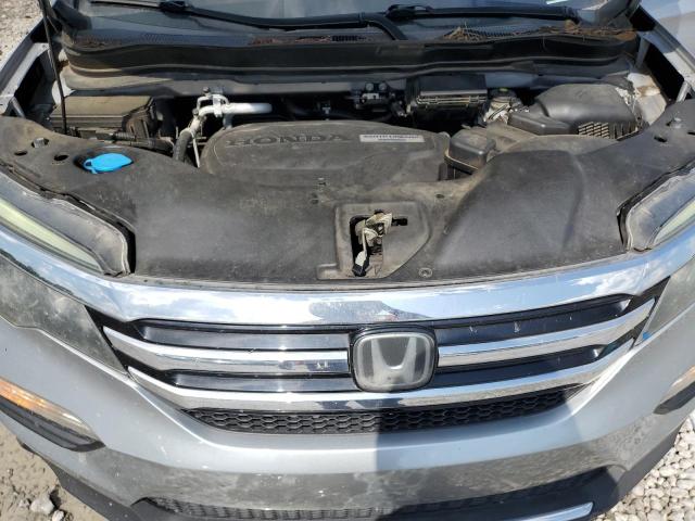 5FNYF5H9XJB000303 - 2018 HONDA PILOT TOURING 银色 照片 12