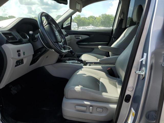 5FNYF5H9XJB000303 - 2018 HONDA PILOT TOURING 银色 照片 7