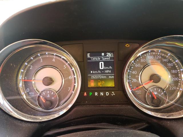 2C4RC1CG9ER118316 - 2014 CHRYSLER TOWN & COU TOURING L WHITE photo 9