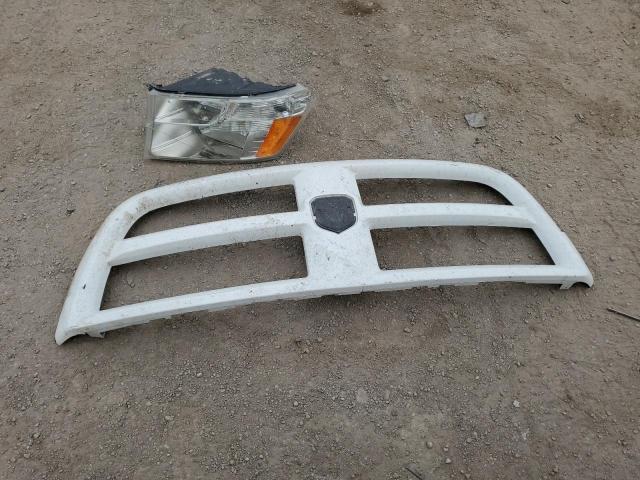 3C6TR5JT3JG273107 - 2018 RAM 2500 SLT WHITE photo 12