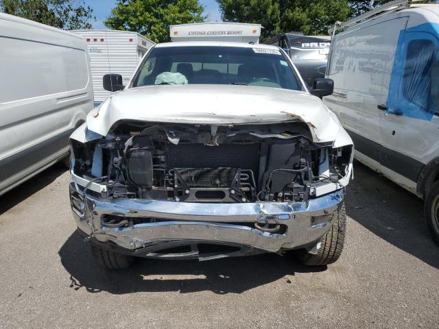 3C6TR5JT3JG273107 - 2018 RAM 2500 SLT WHITE photo 5