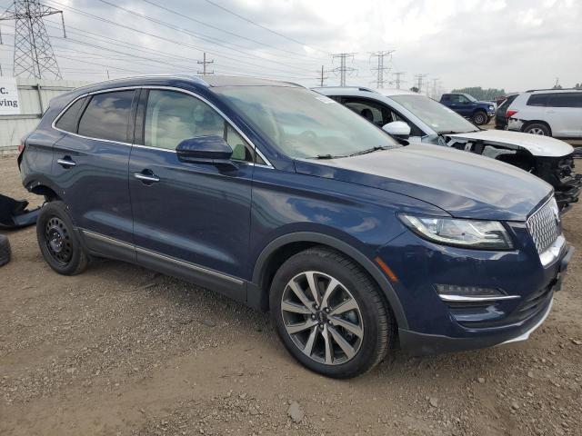5LMCJ3D9XKUL33864 - 2019 LINCOLN MKC RESERVE BLUE photo 4