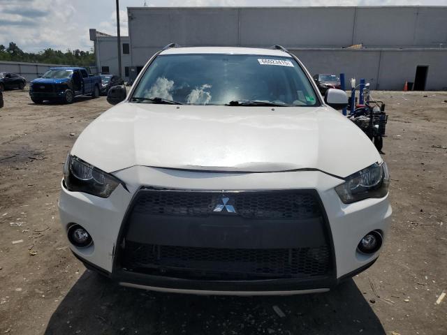 JA4JT3AW2BU038142 - 2011 MITSUBISHI OUTLANDER SE WHITE photo 5