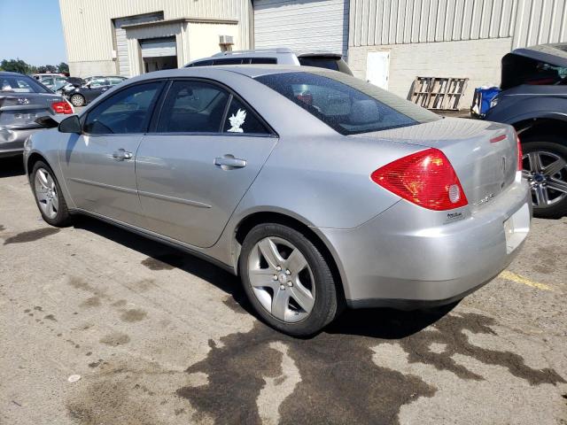 1G2ZG57B884201421 - 2008 PONTIAC G6 BASE SILVER photo 2