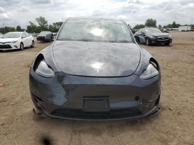 7SAYGAEEXRF072902 - 2024 TESLA MODEL Y 黑色 照片 5