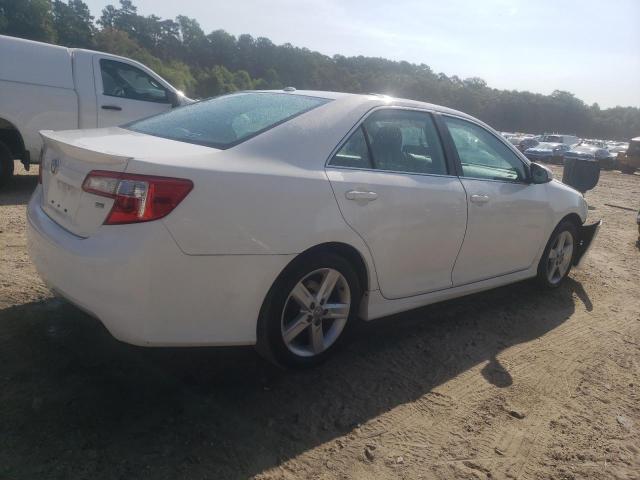4T1BF1FK3CU579340 - 2012 TOYOTA CAMRY BASE WHITE photo 3