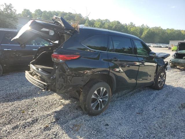 5TDGZRBH3MS073703 - 2021 TOYOTA HIGHLANDER XLE შავი ფოტო 3