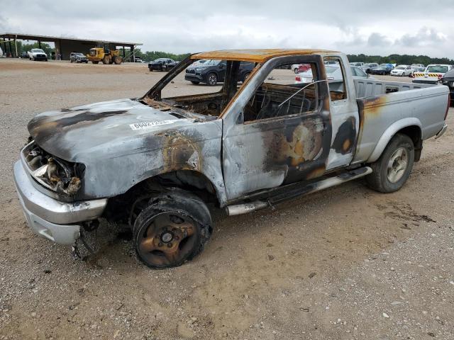 1N6ED26T8YC328880 - 2000 NISSAN FRONTIER KING CAB XE SILVER photo 1
