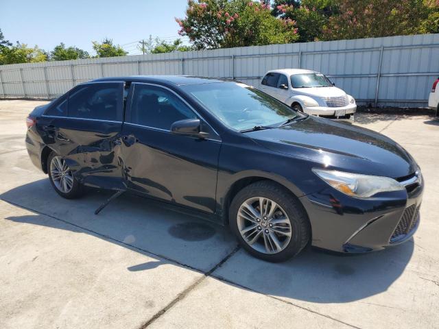 4T1BF1FK8HU332757 - 2017 TOYOTA CAMRY LE Noir photo 4