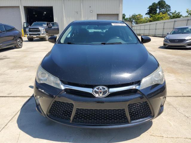 4T1BF1FK8HU332757 - 2017 TOYOTA CAMRY LE Noir photo 5