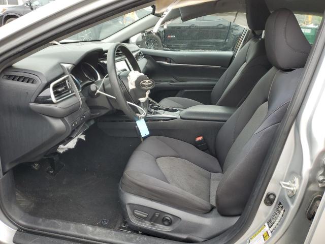 4T1B11HK1JU035623 - 2018 TOYOTA CAMRY L 银色 照片 7