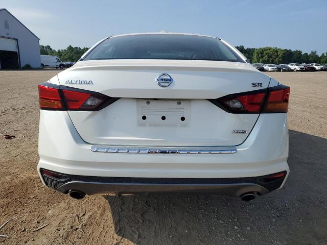 1N4BL4CW5KC151561 - 2019 NISSAN ALTIMA SR თეთრი ფოტო 6