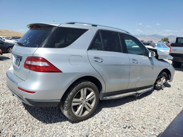 4JGDA5HB2DA161897 - 2013 MERCEDES-BENZ ML 350 4MATIC SILVER photo 3