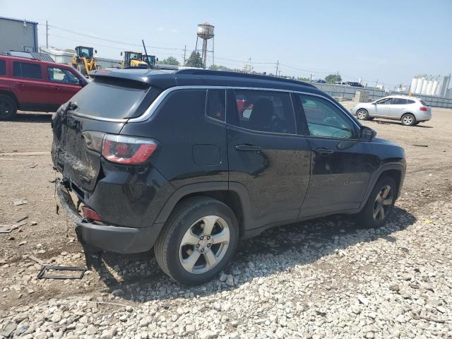 3C4NJDBB6KT724189 - 2019 JEEP COMPASS LATITUDE შავი ფოტო 3