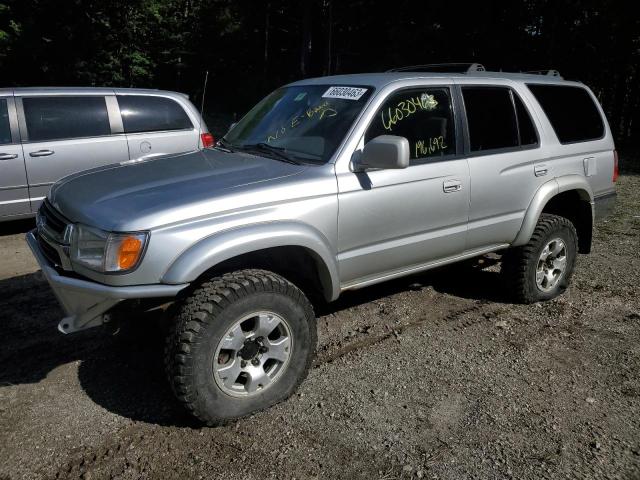 2001 TOYOTA 4RUNNER SR5, 