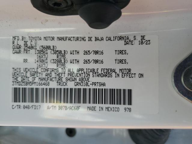3TMDZ5BN5PM166468 - 2023 TOYOTA TACOMA DOUBLE CAB WHITE photo 12